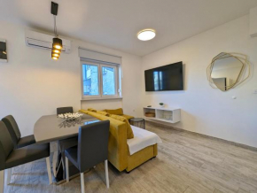 Funktastic Central Maksimir Condo